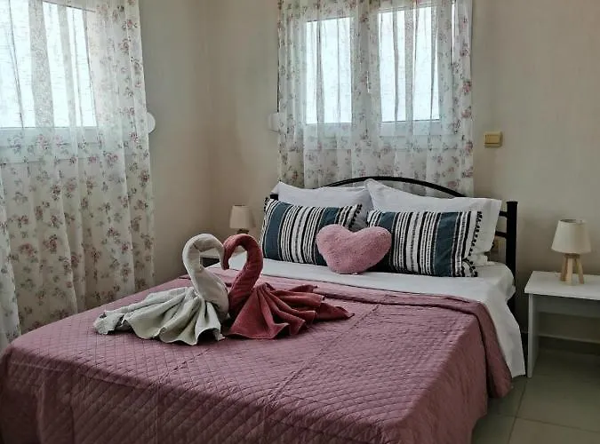 アパート Evris House Seaview カヴァラ